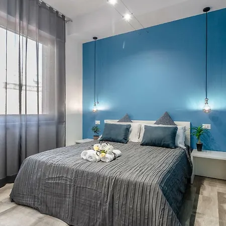 Ugo Bassi Apartament